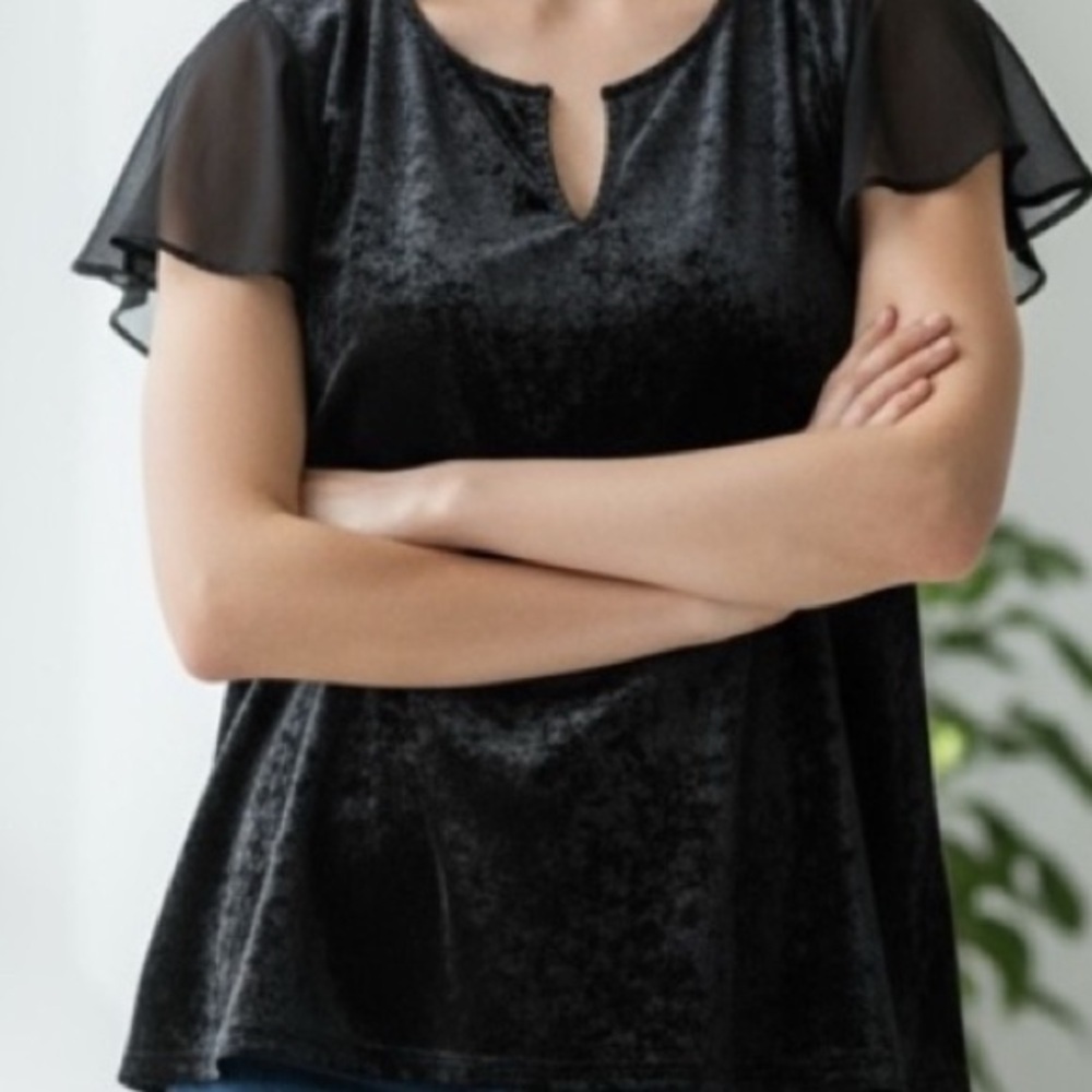Dee Elly black Velvet velour top with v neck & sheer flutter sleeves, size M
